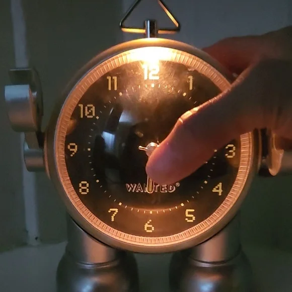 👽FUNKY FUN Robot Analog Alarm Clock Space Man 👽 - Picture 4 of 4